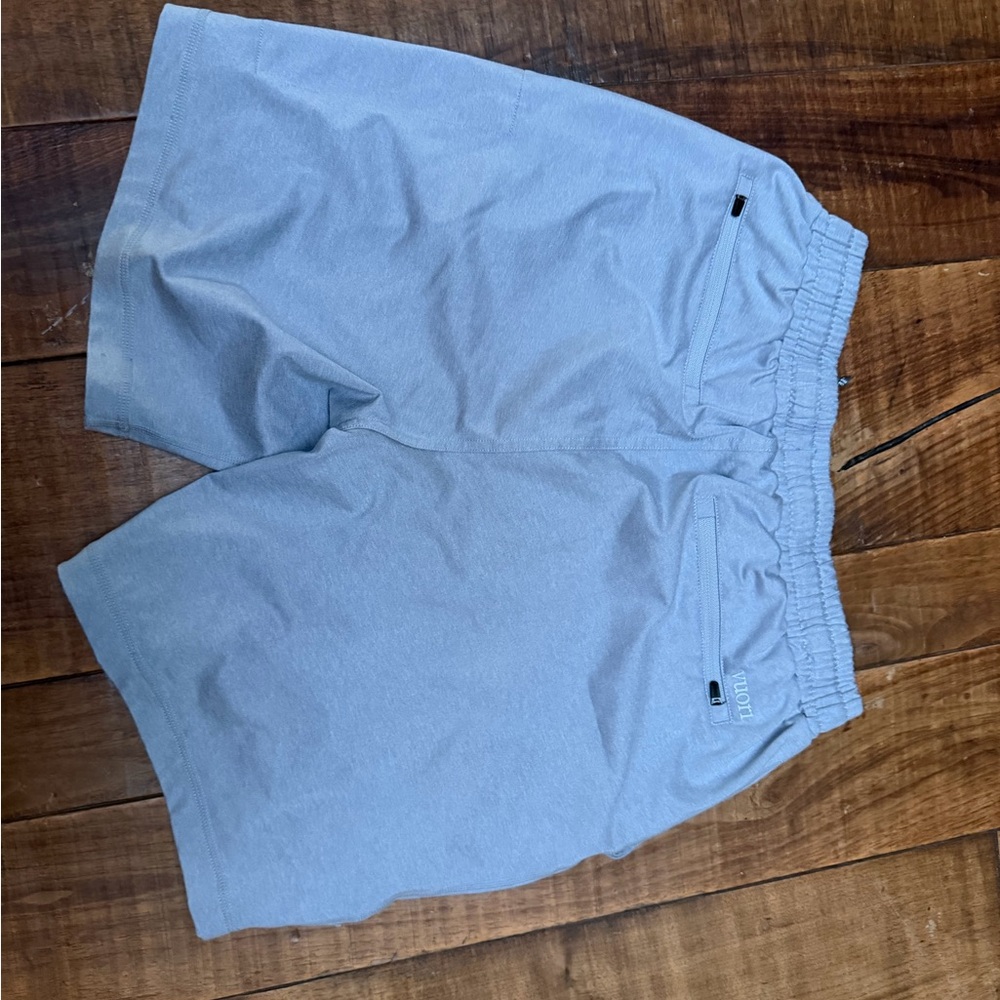 Men's Light Gray Shorts